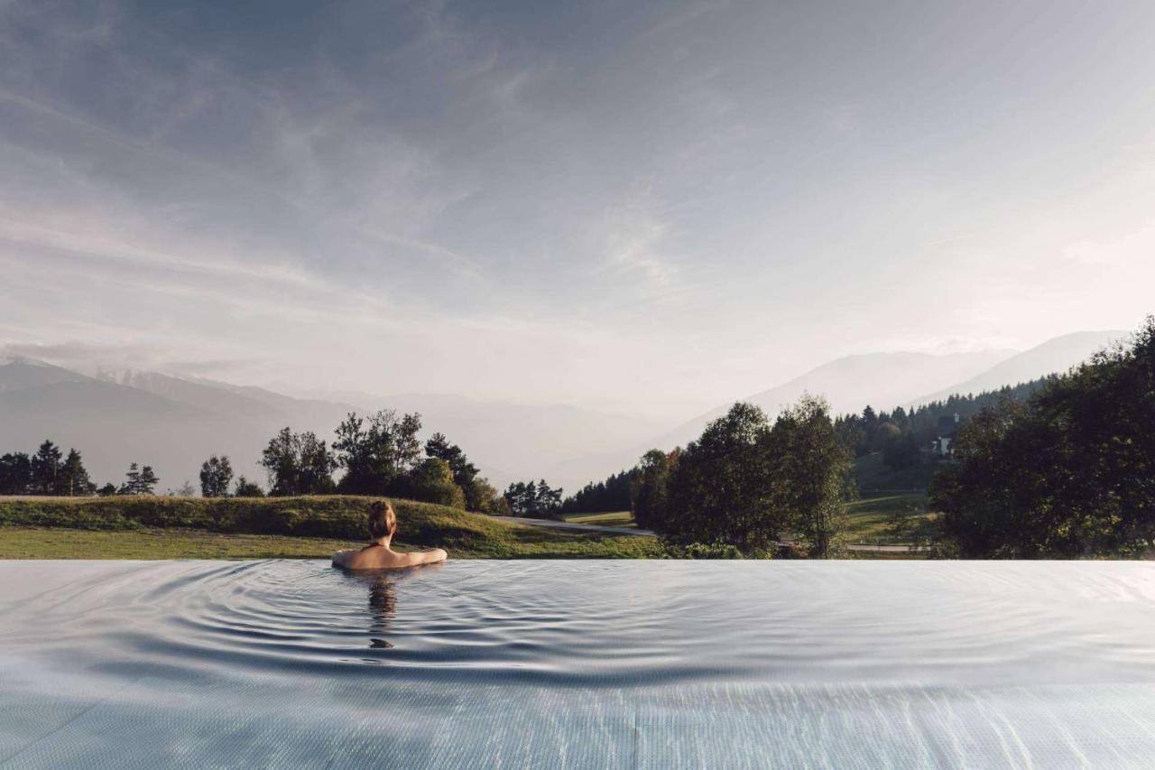 Hotel Milla Montis Maranza Buitenkant foto
